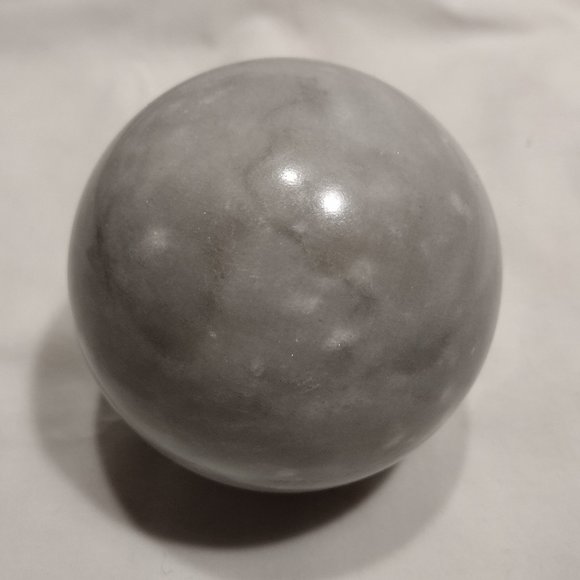 Jadeite Sphere 80mm - Picture 1 of 8